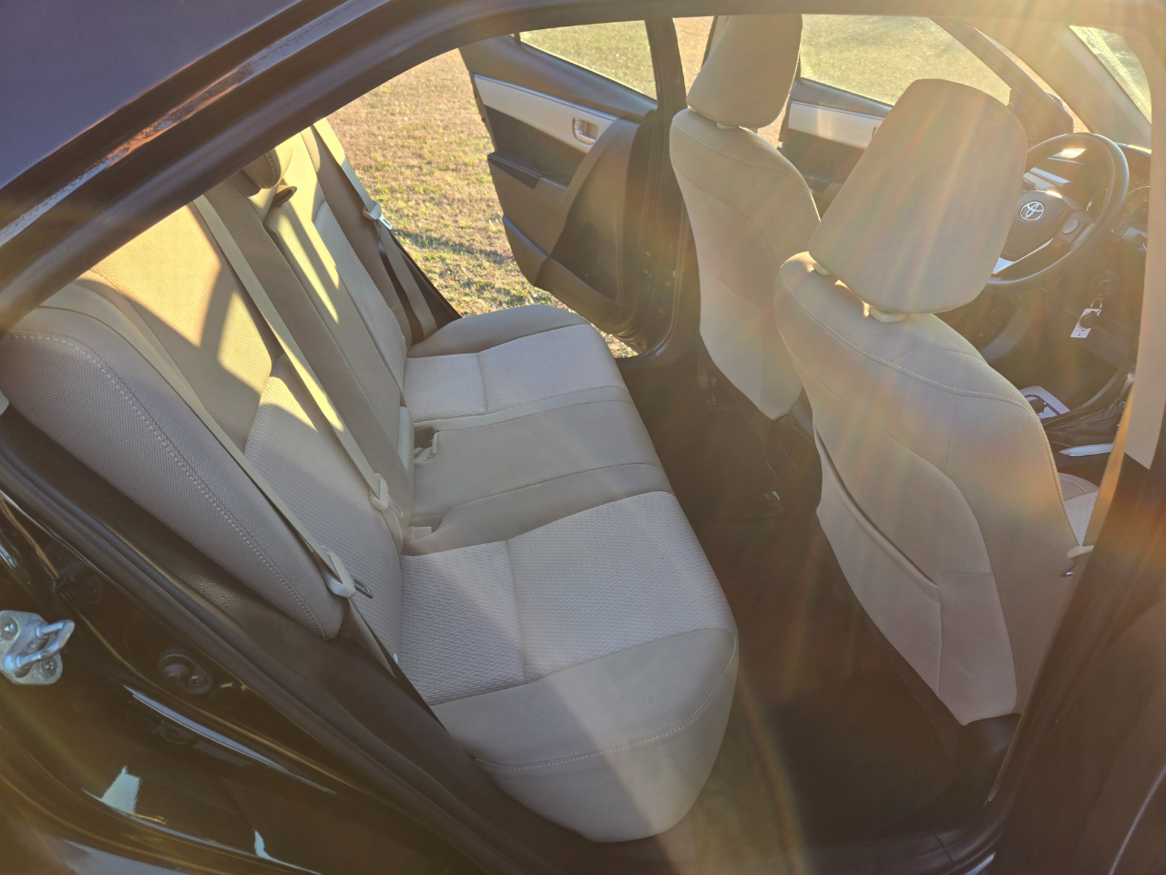 Toyota Corolla LE CVT 2015