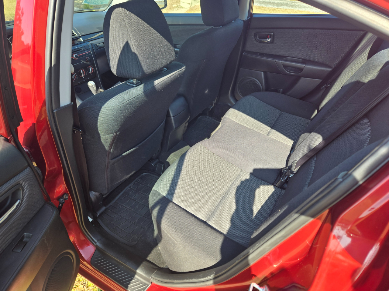 Mazda MAZDA3 i Touring Value 4-Door 2009