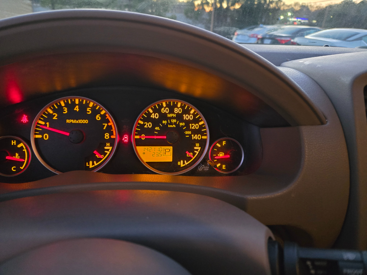 Nissan Pathfinder LE 2WD 2011