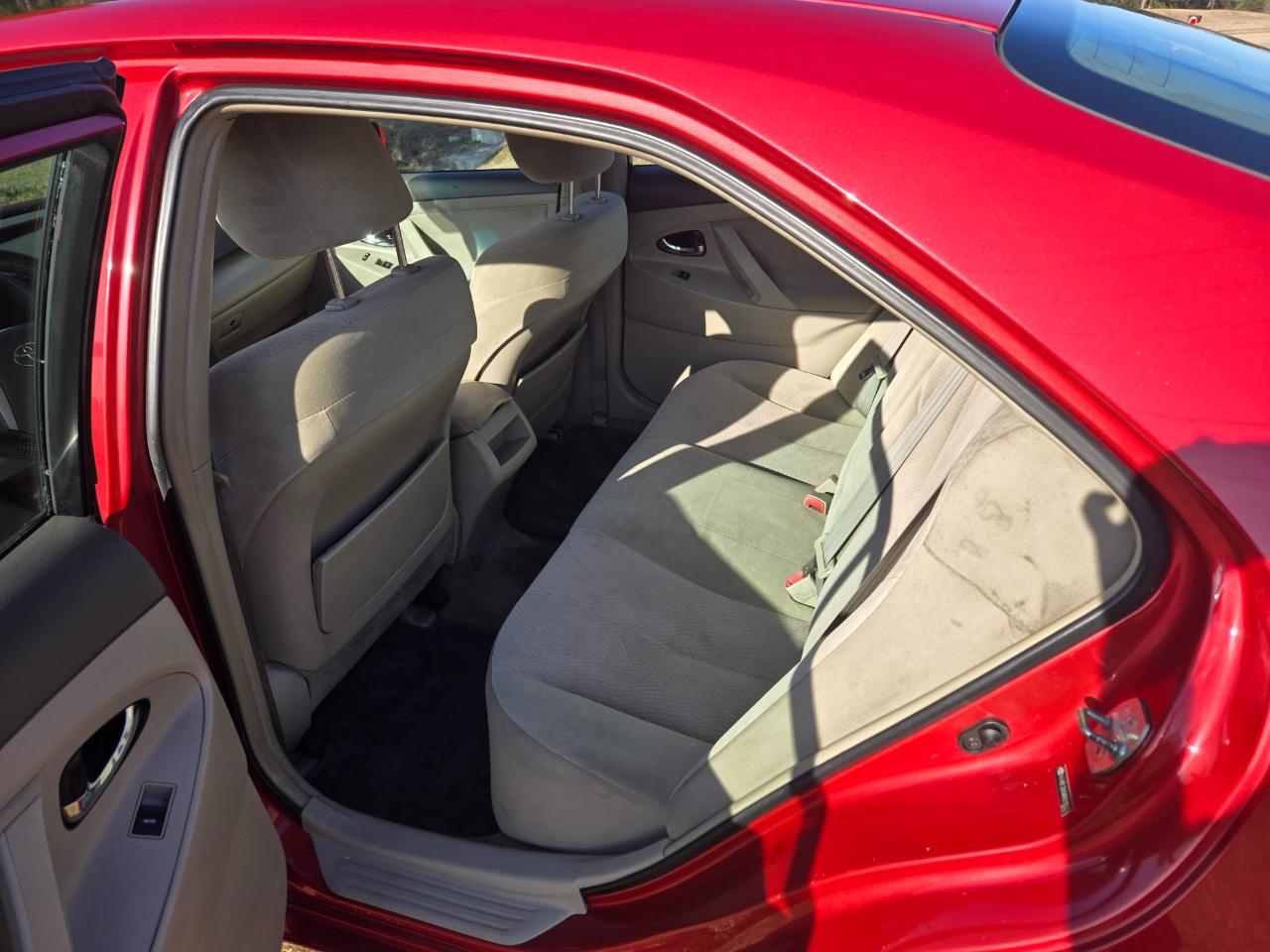 Toyota Camry LE 2010