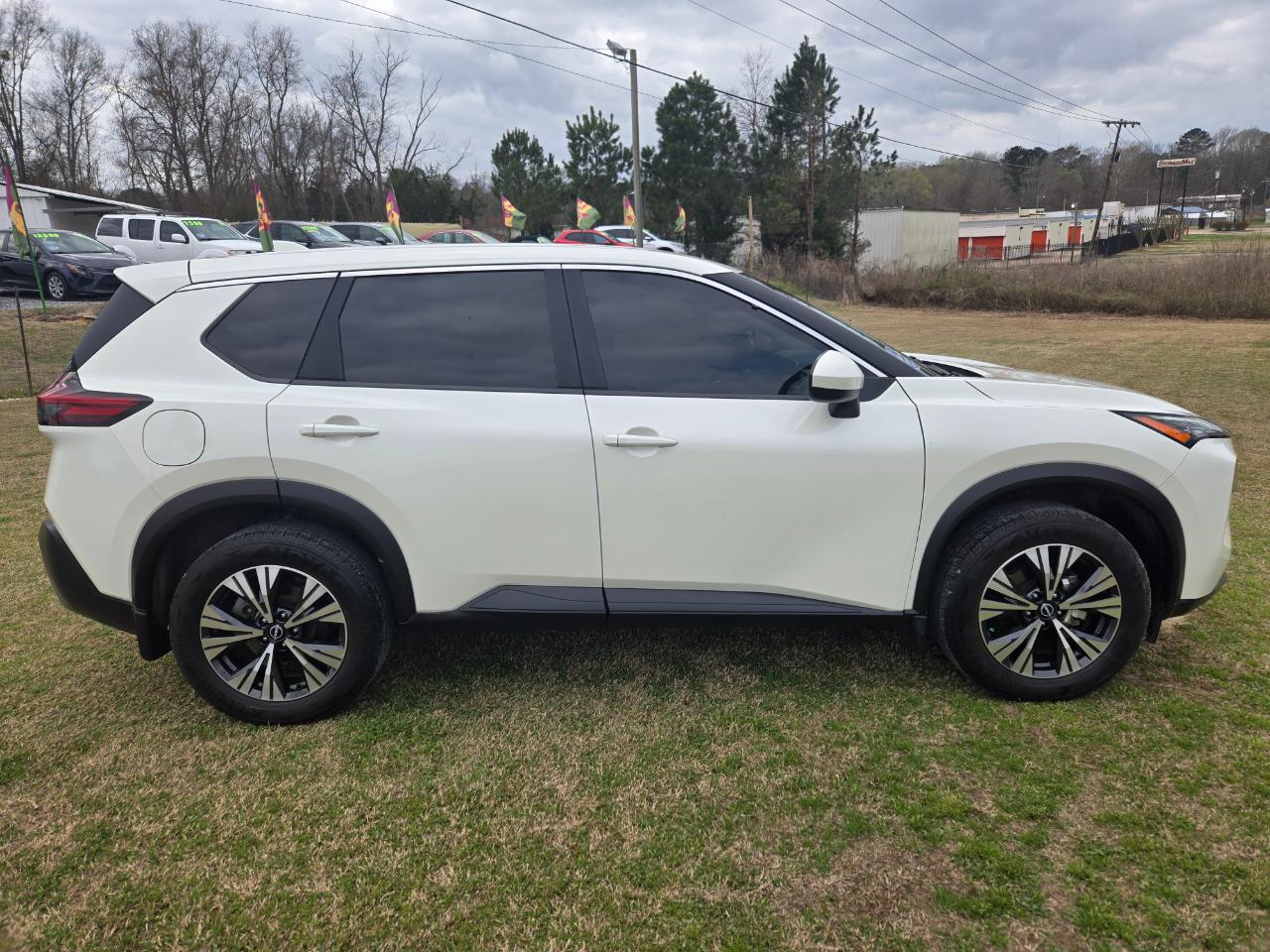 Nissan Rogue SV 2023