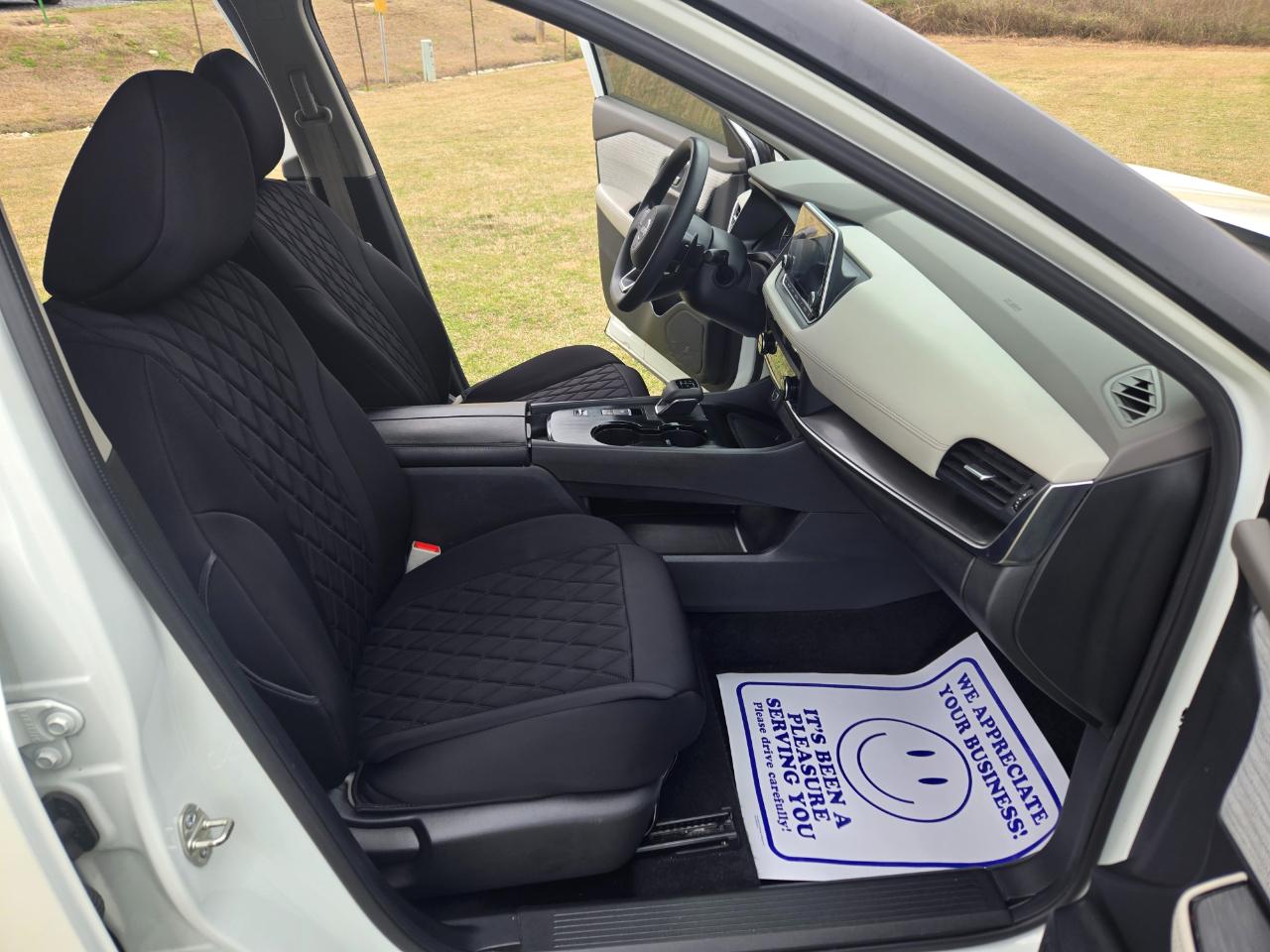 Nissan Rogue SV 2023