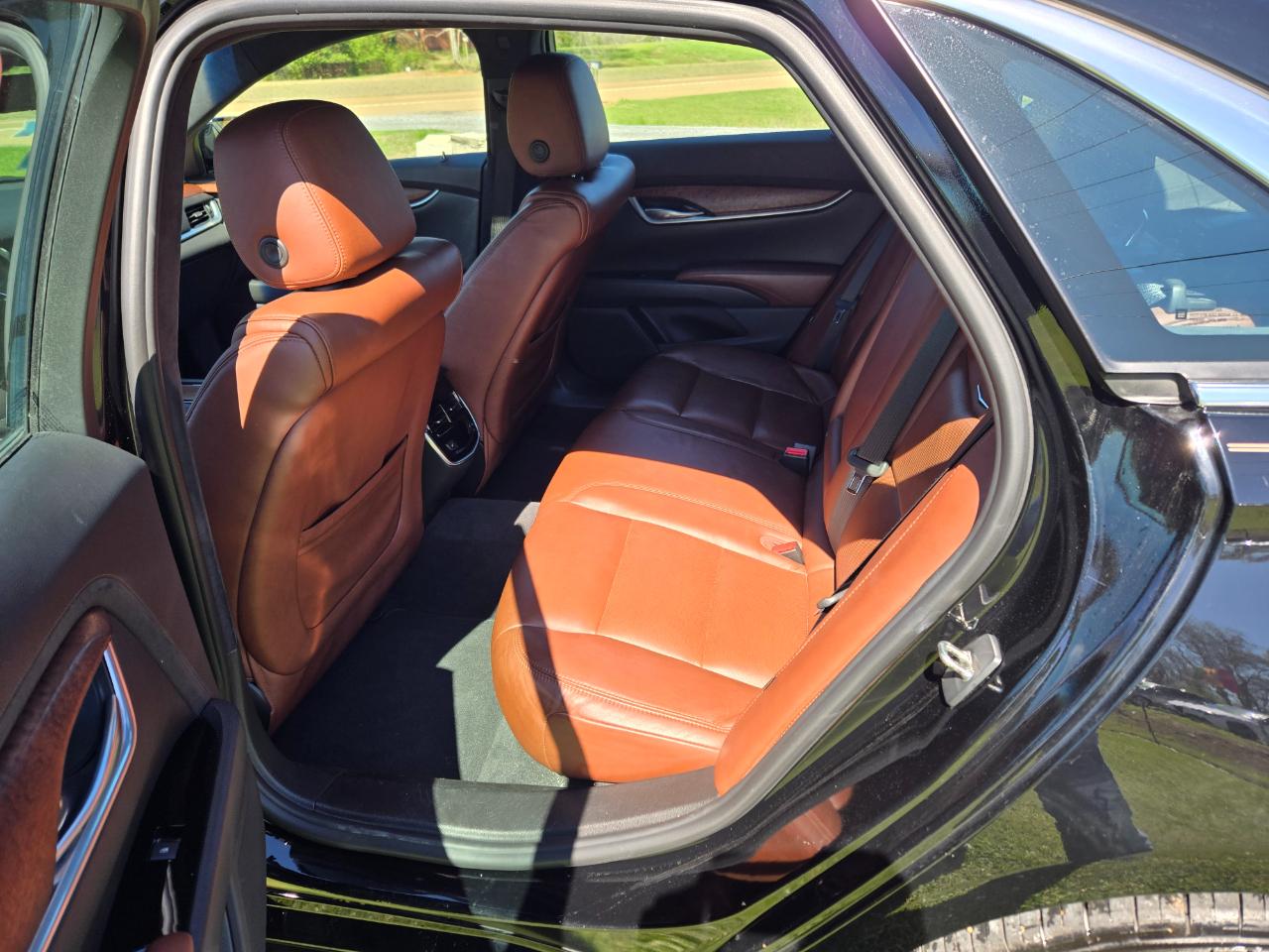 Cadillac XTS Luxury FWD 2016