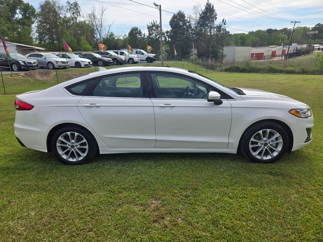 Ford Fusion SE 2020