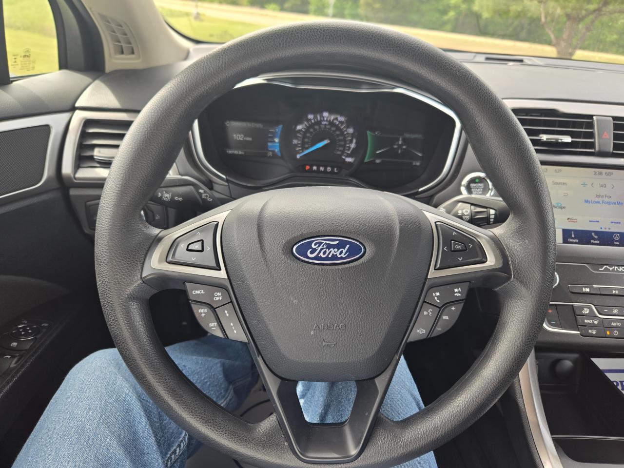 Ford Fusion SE 2020