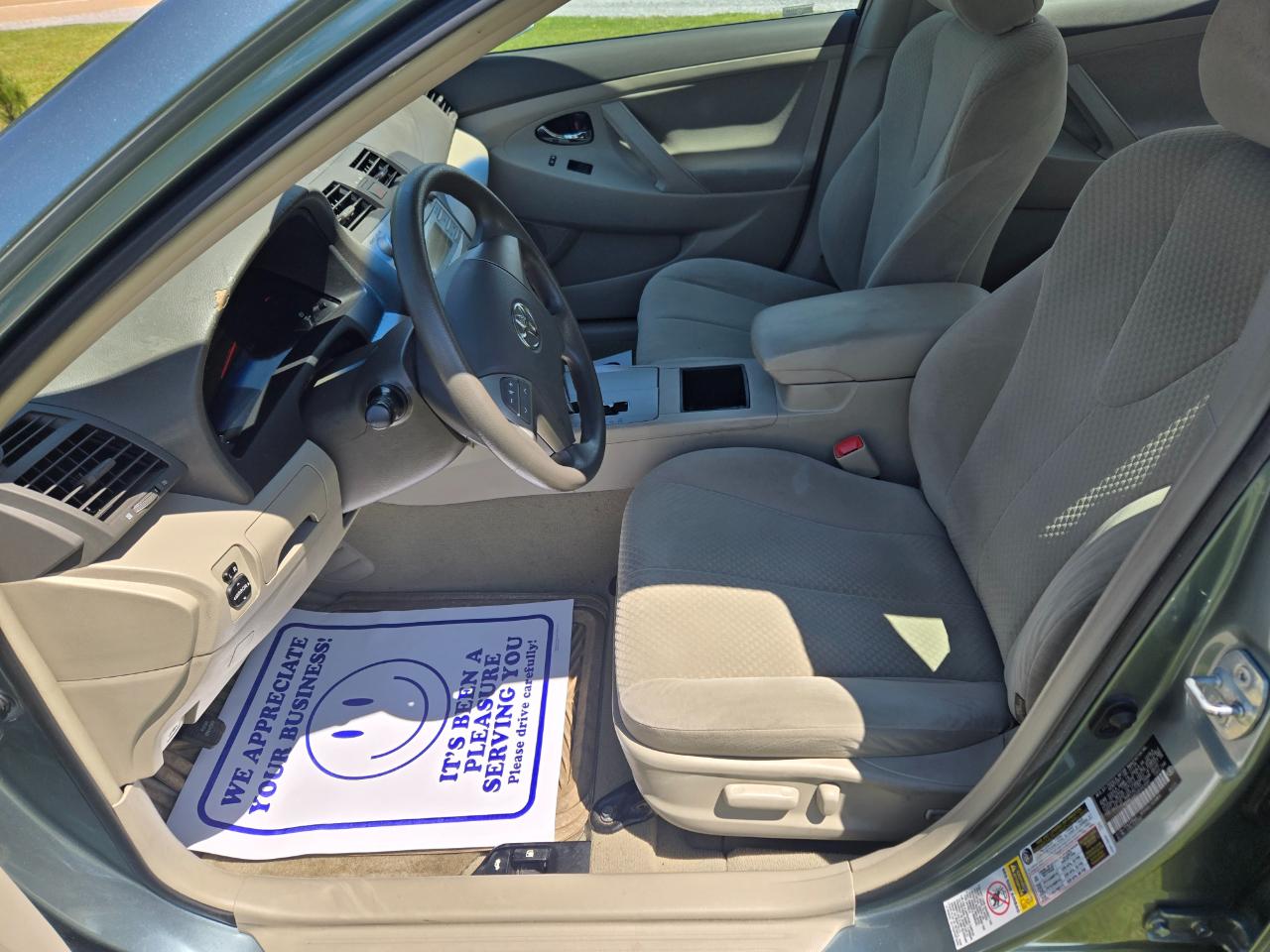 Toyota Camry LE 2009