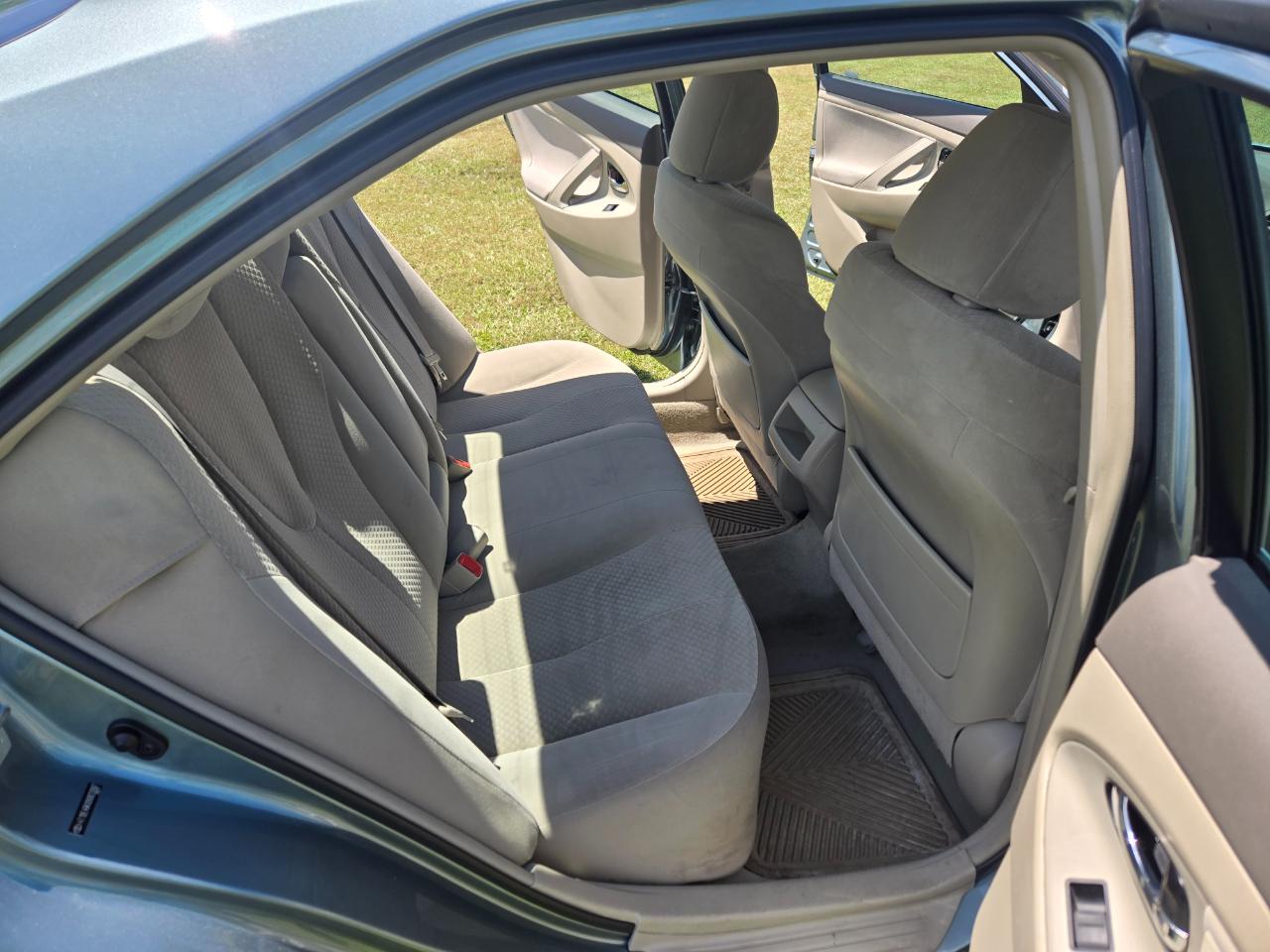 Toyota Camry LE 2009