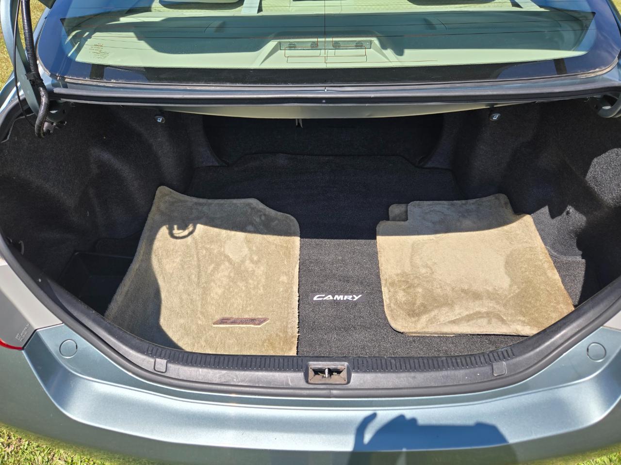 Toyota Camry LE 2009