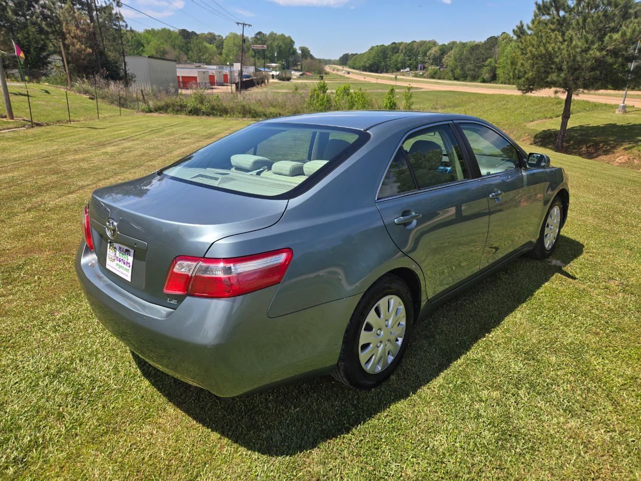 Toyota Camry LE 2009