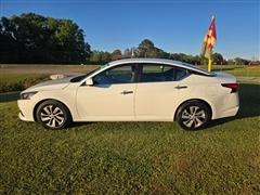 2022 Nissan Altima 