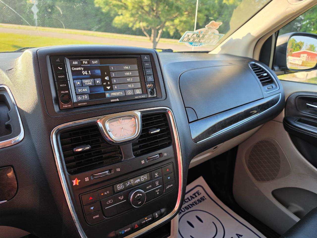 Chrysler Town & Country Touring 2016