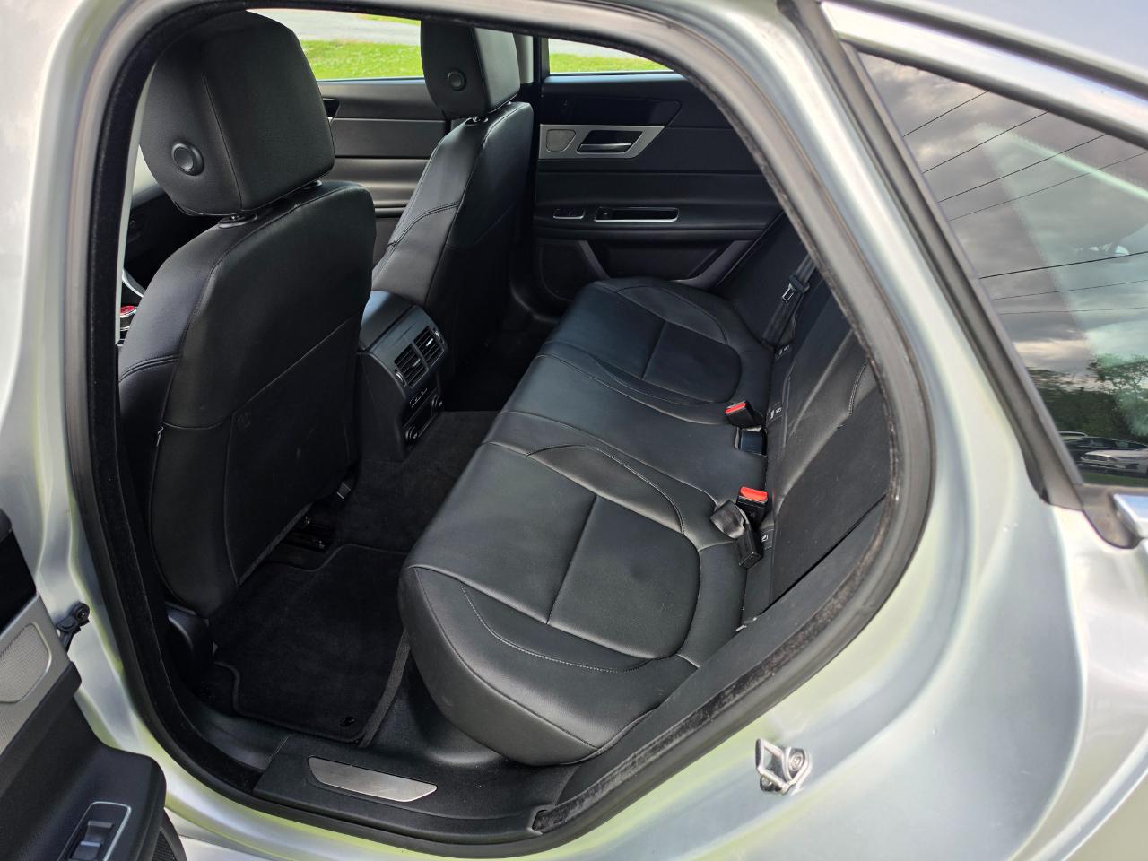 Jaguar XF-Series 35t Premium 2017