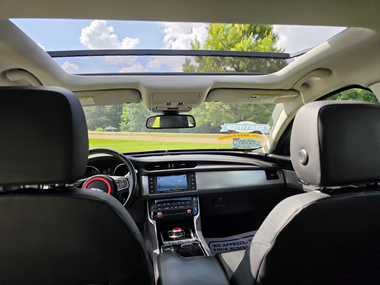 Jaguar XF-Series 35t Premium 2017