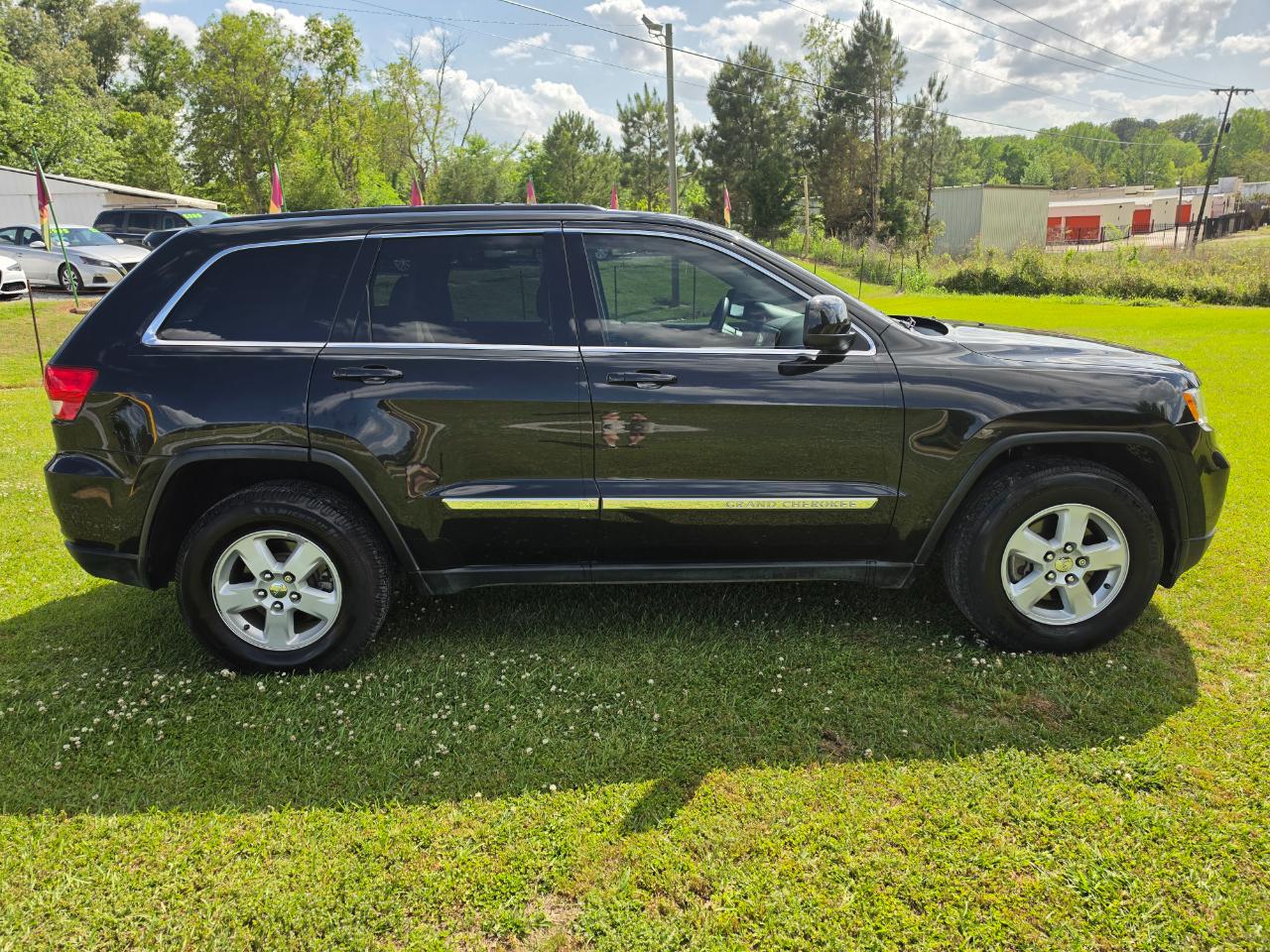 Jeep Grand Cherokee Laredo 2WD 2013