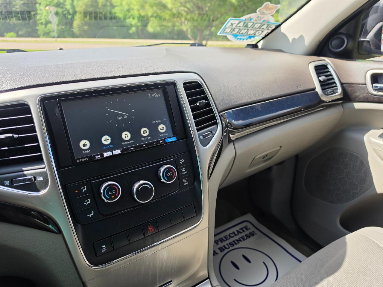 Jeep Grand Cherokee Laredo 2WD 2013