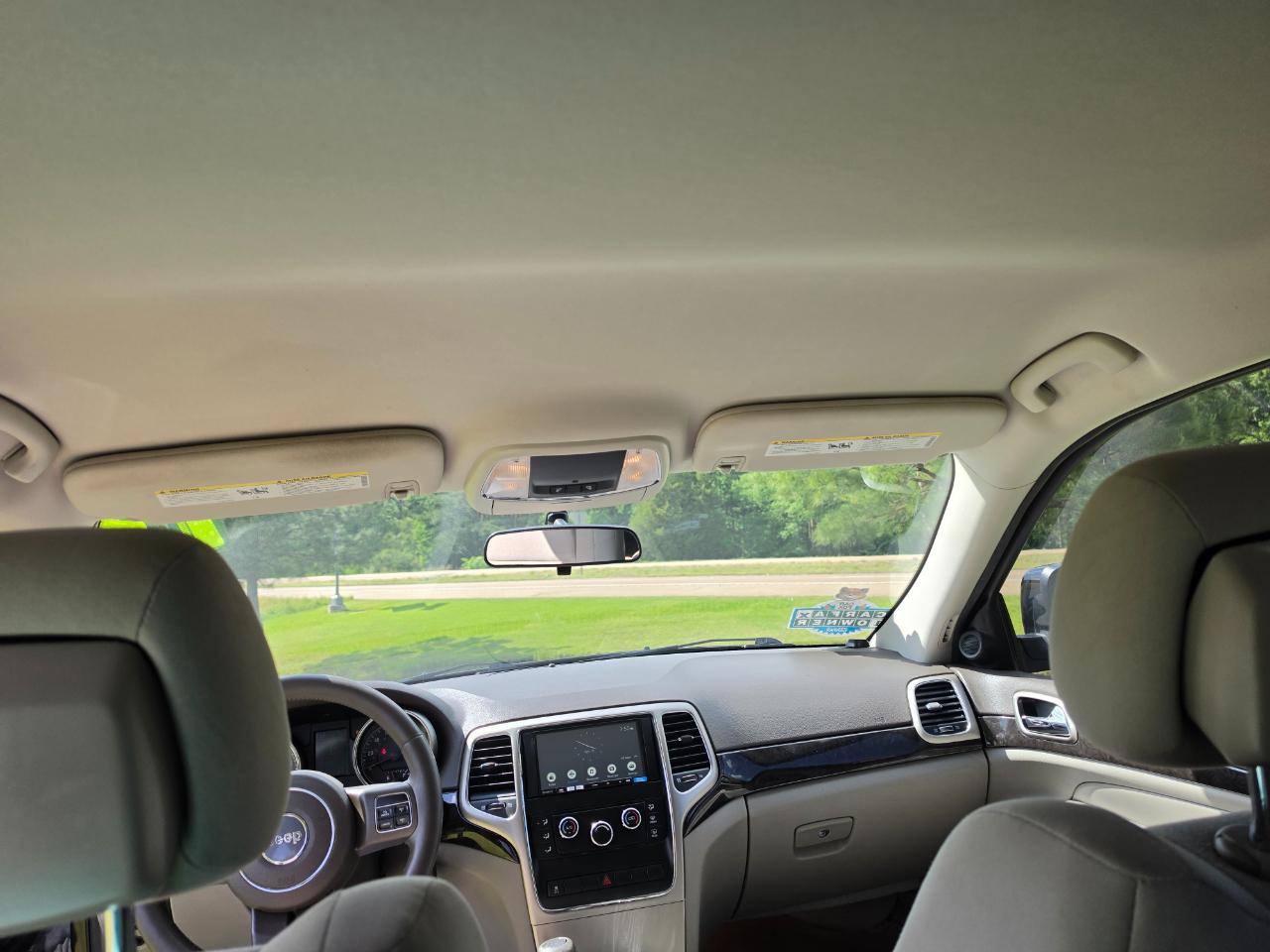 Jeep Grand Cherokee Laredo 2WD 2013