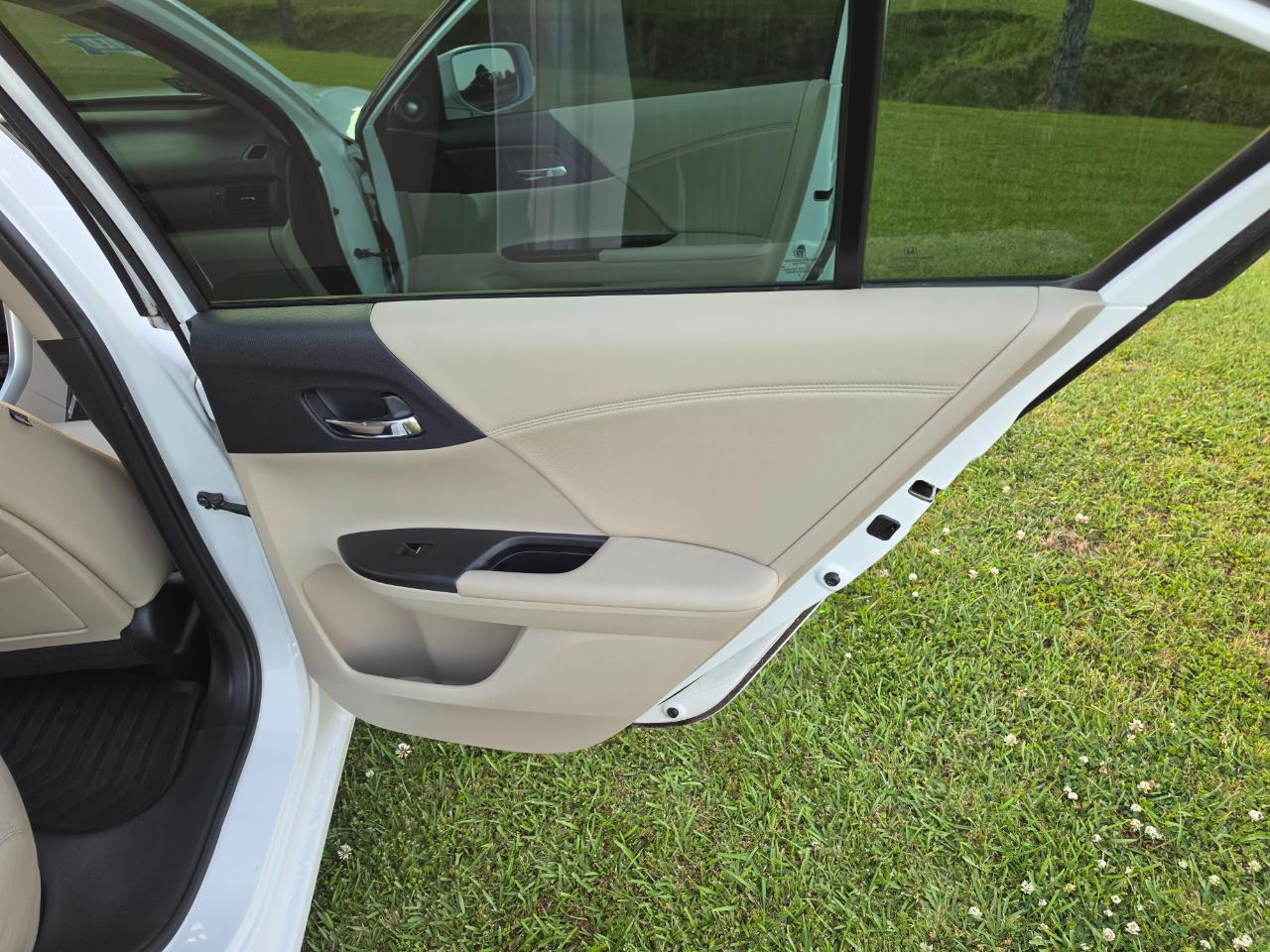 Honda Accord EX-L Sedan CVT 2013