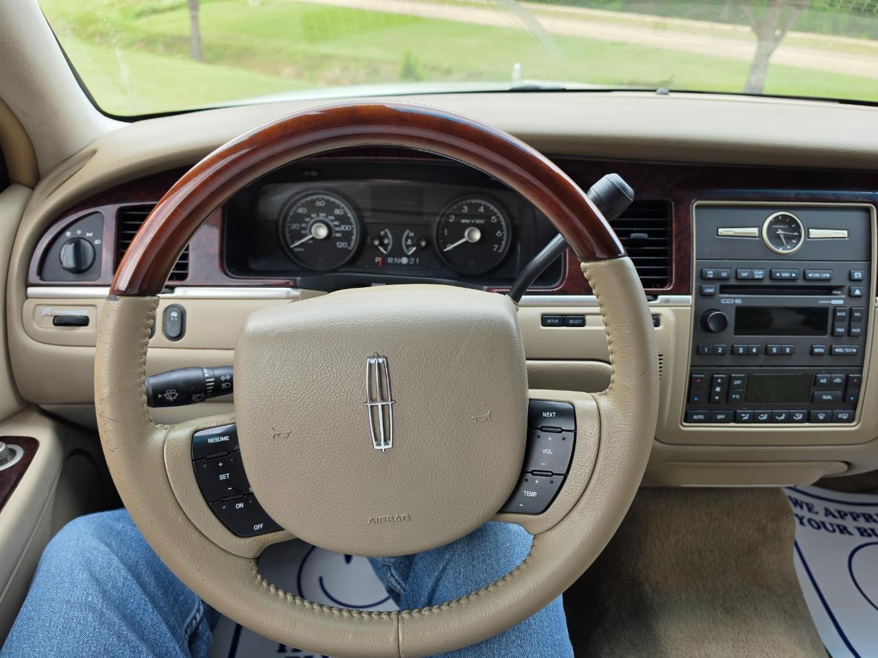 Lincoln Town Car Signature Limited 2009