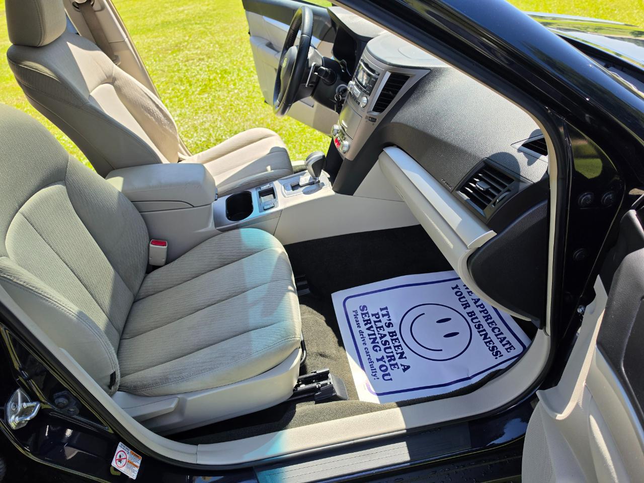 Subaru Outback 2.5i Premium 2012