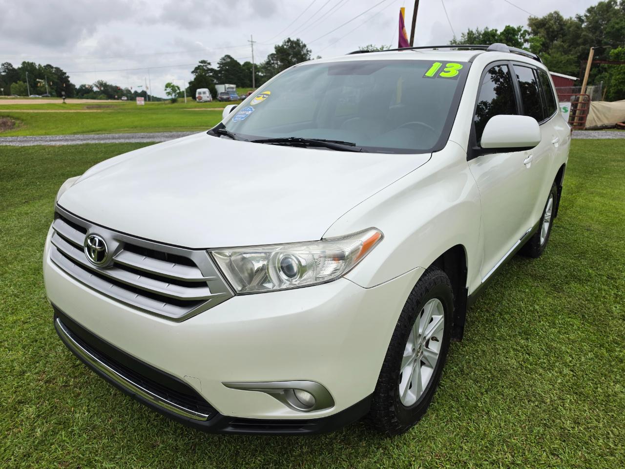 Toyota Highlander SE FWD V6 2013