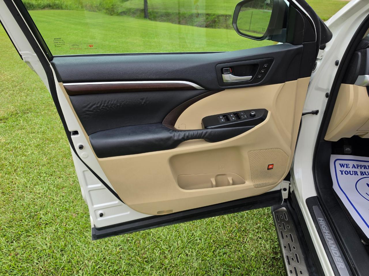 Toyota Highlander Limited FWD V6 2014