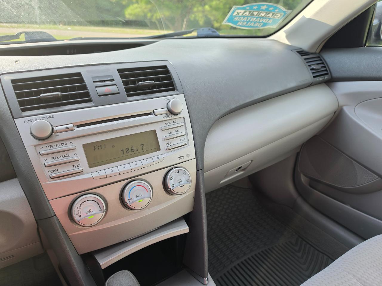 Toyota Camry Base 6-Spd AT 2011