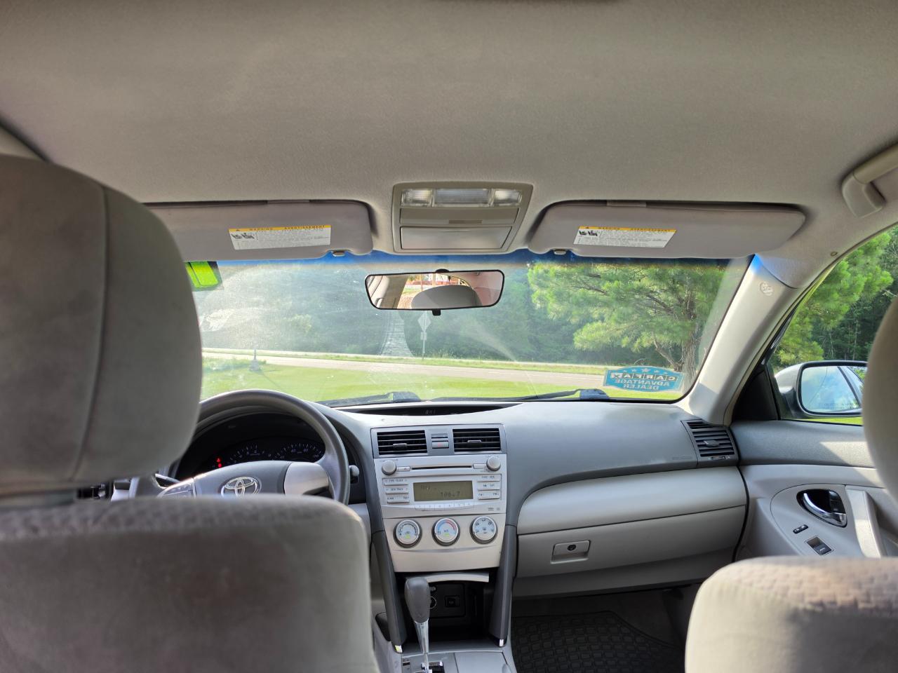 Toyota Camry Base 6-Spd AT 2011