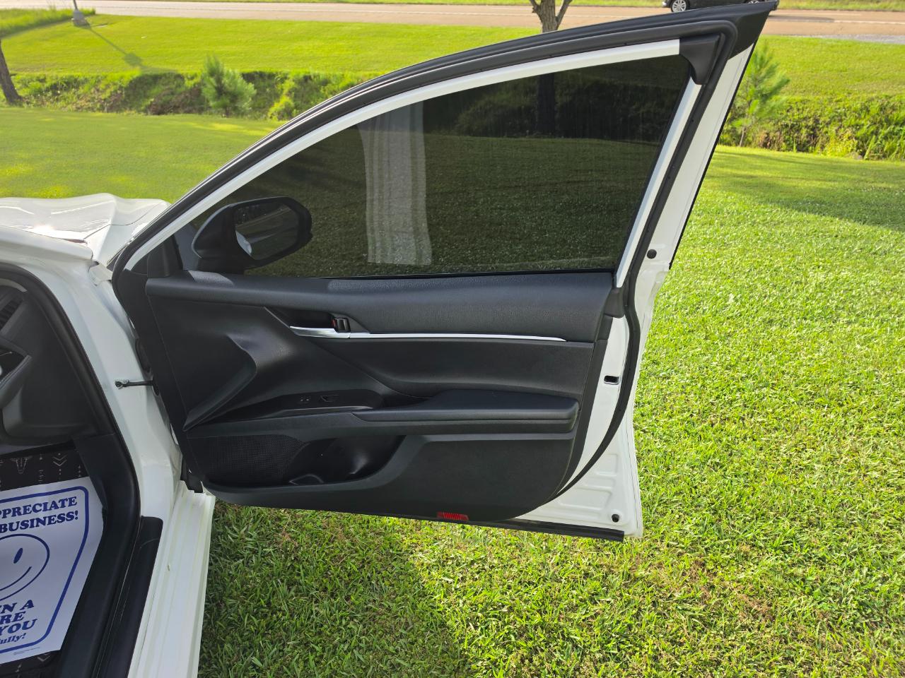 Toyota Camry SE 2021