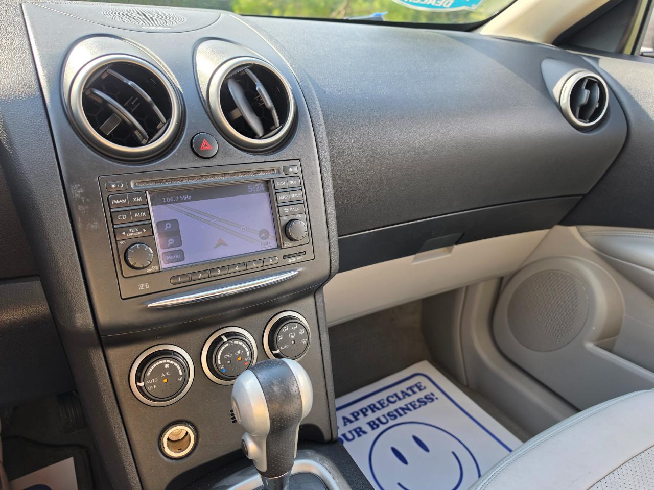Nissan Rogue SL 2011