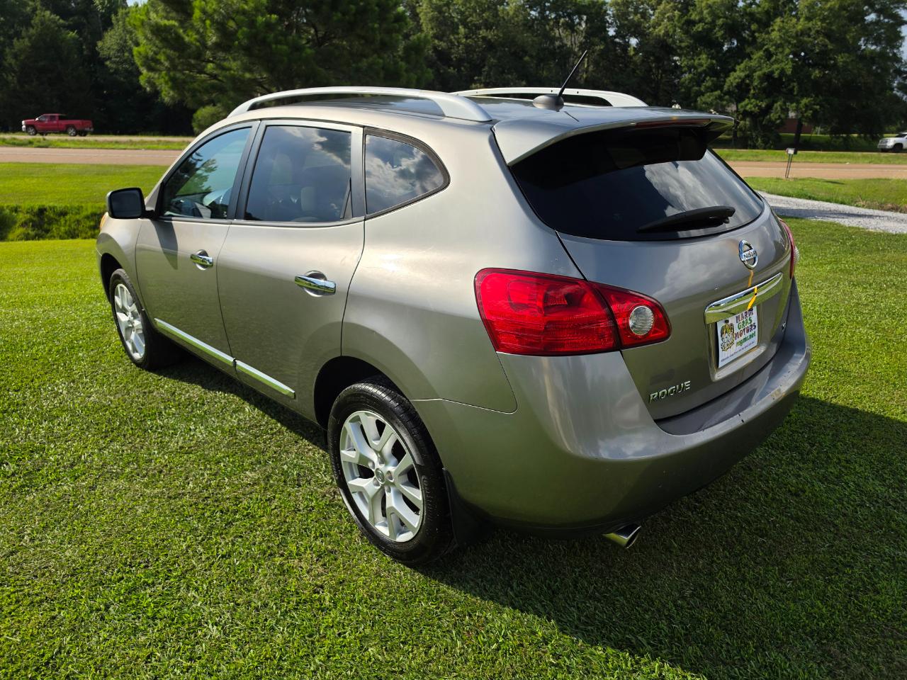 Nissan Rogue SL 2011