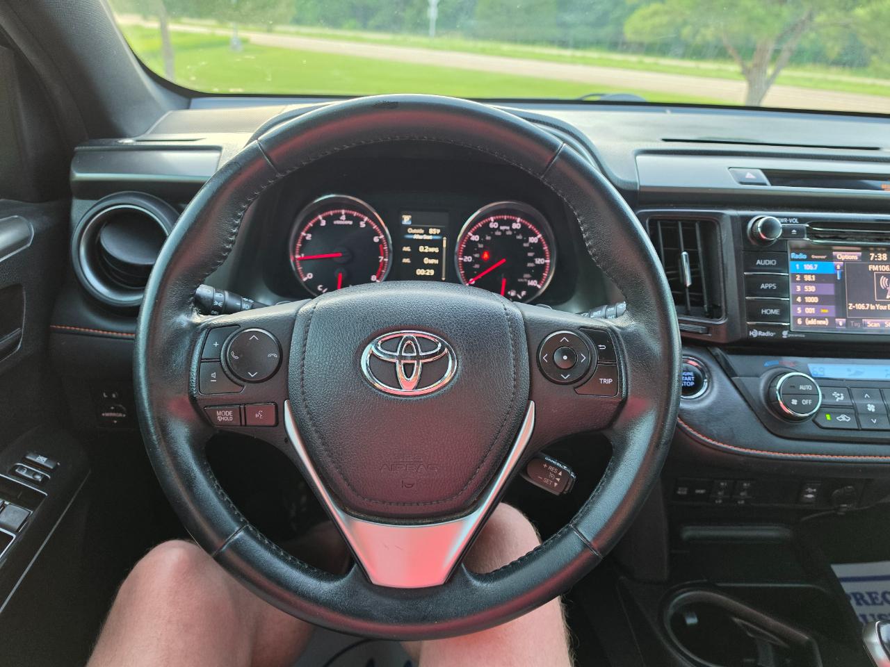 Toyota RAV4 SE 4WD 2016