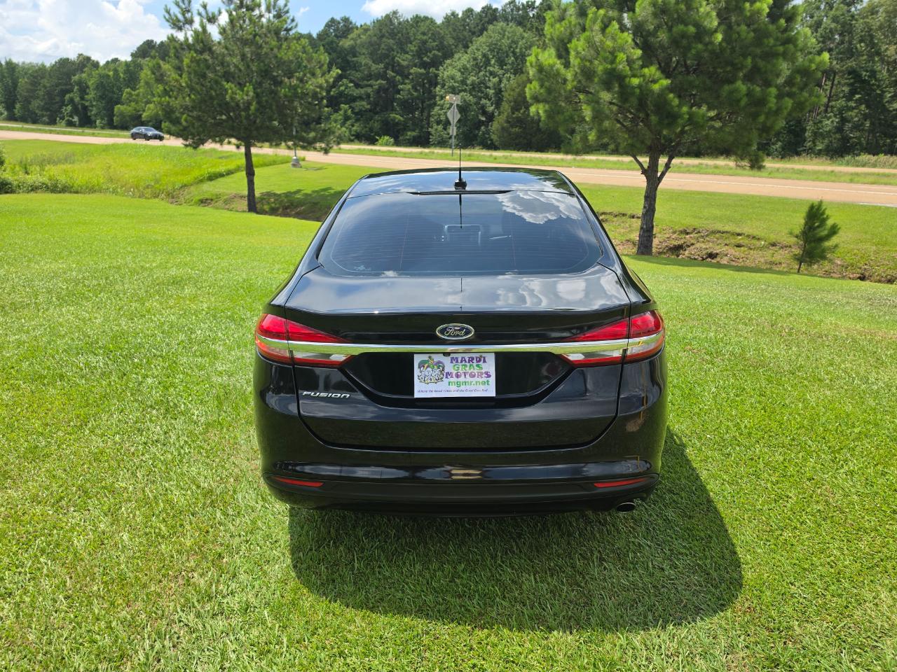 Ford Fusion S 2017