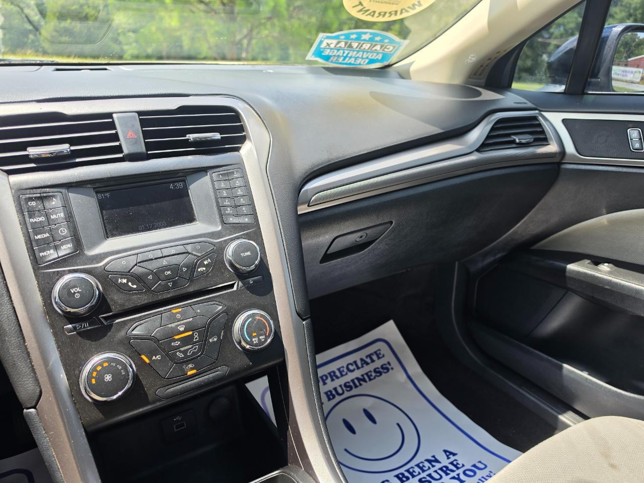 Ford Fusion S 2017