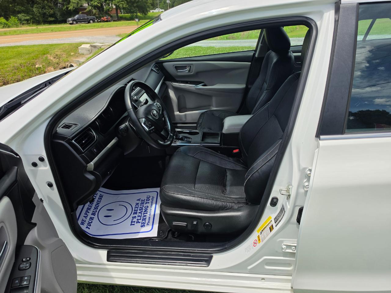 Toyota Camry SE 2015