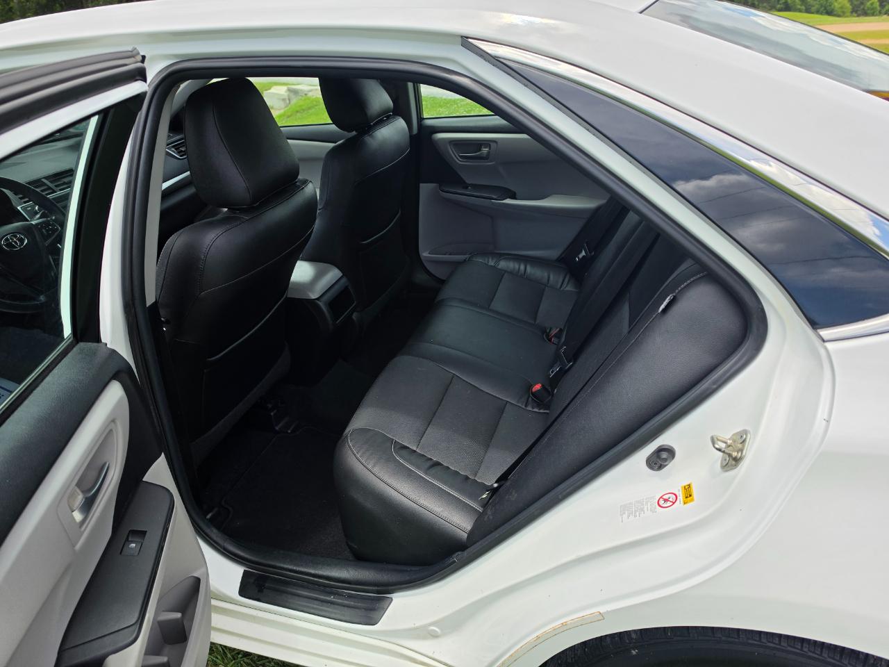 Toyota Camry SE 2015