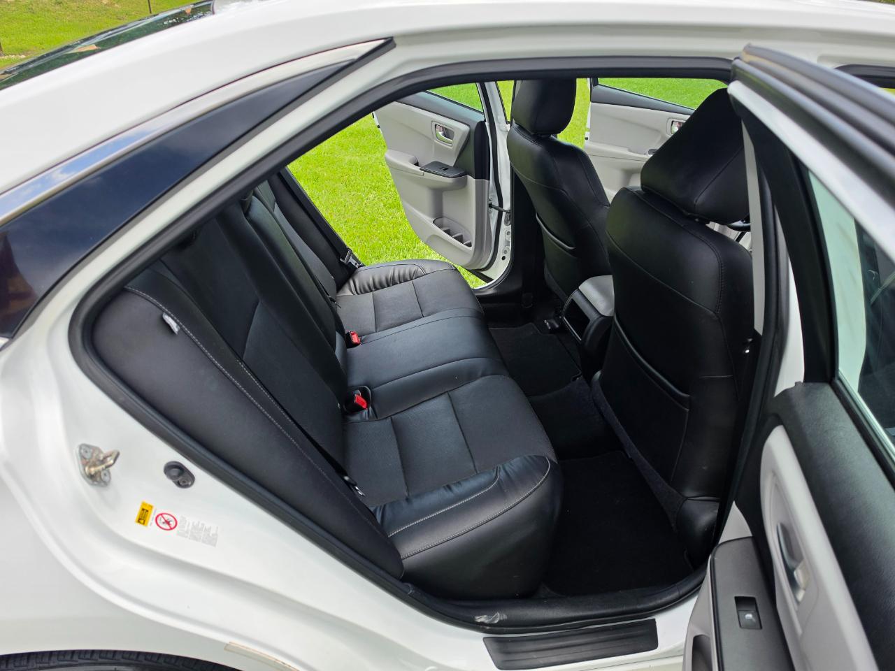Toyota Camry SE 2015