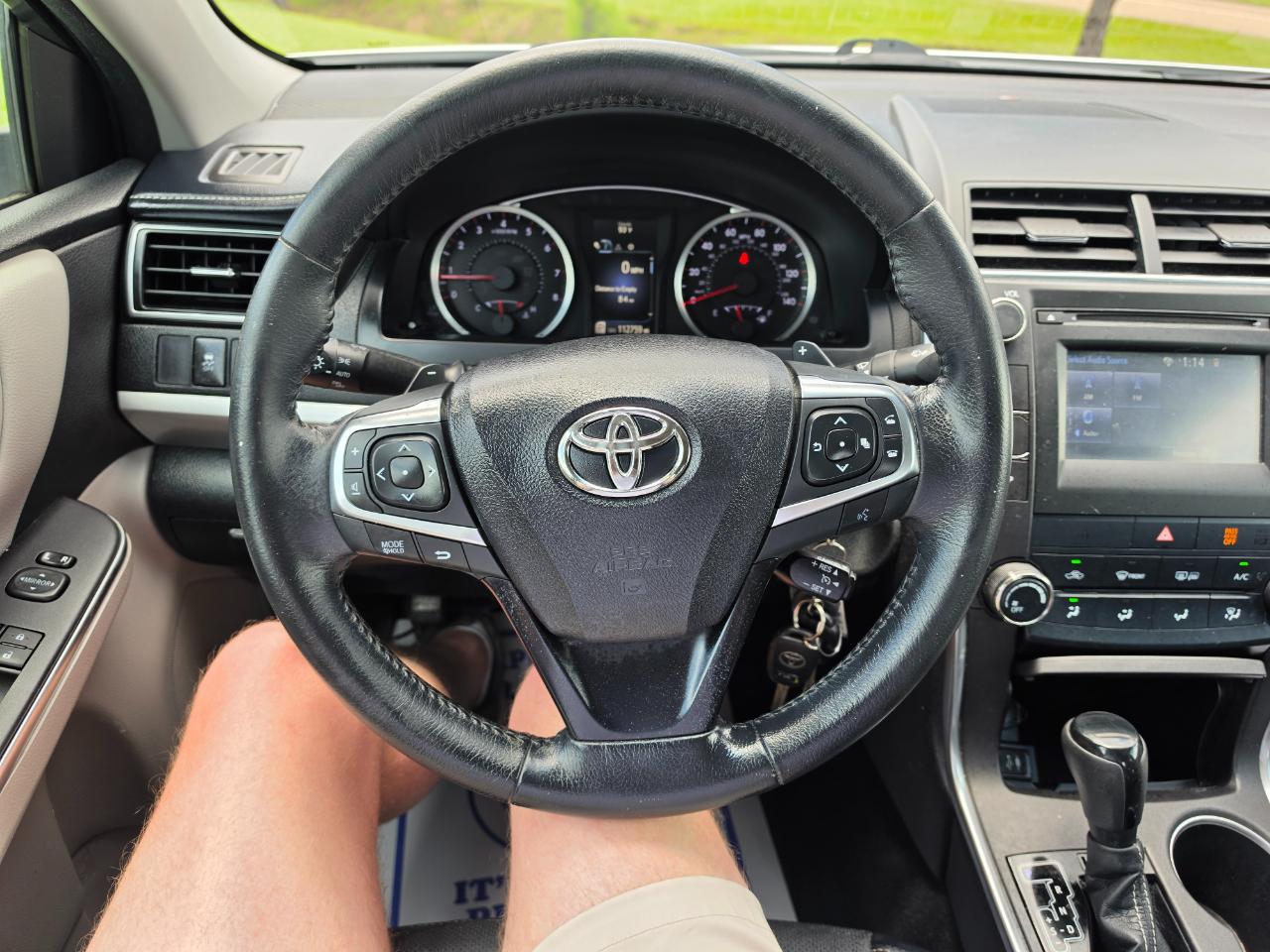 Toyota Camry SE 2015