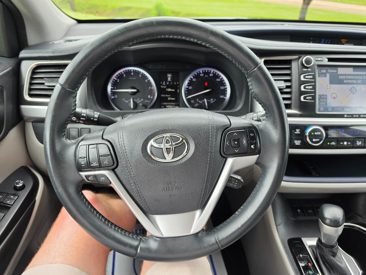 Toyota Highlander XLE AWD V6 2016