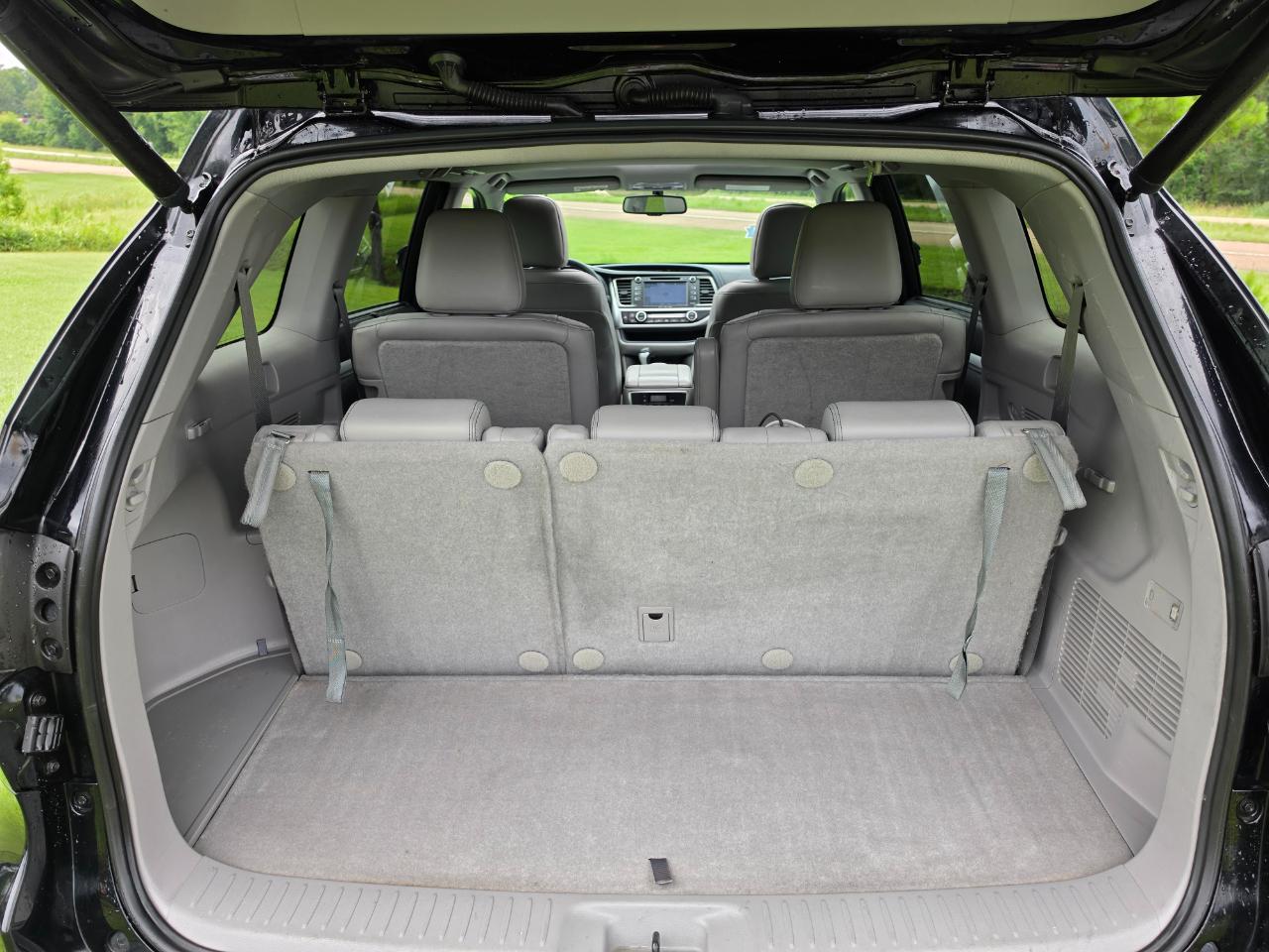 Toyota Highlander XLE AWD V6 2016