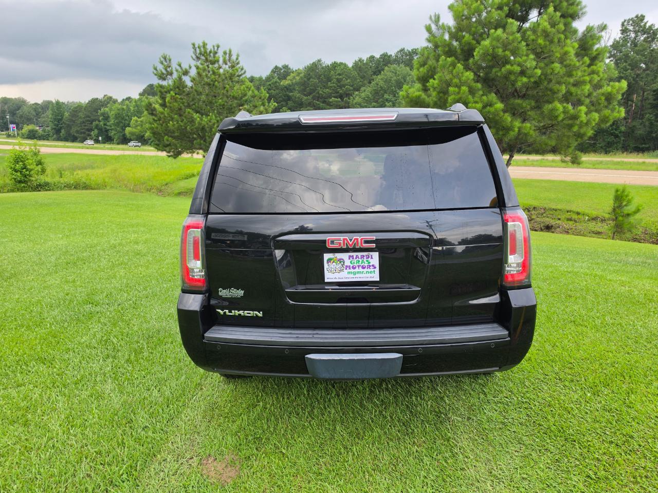 GMC Yukon SLT 2WD 2020