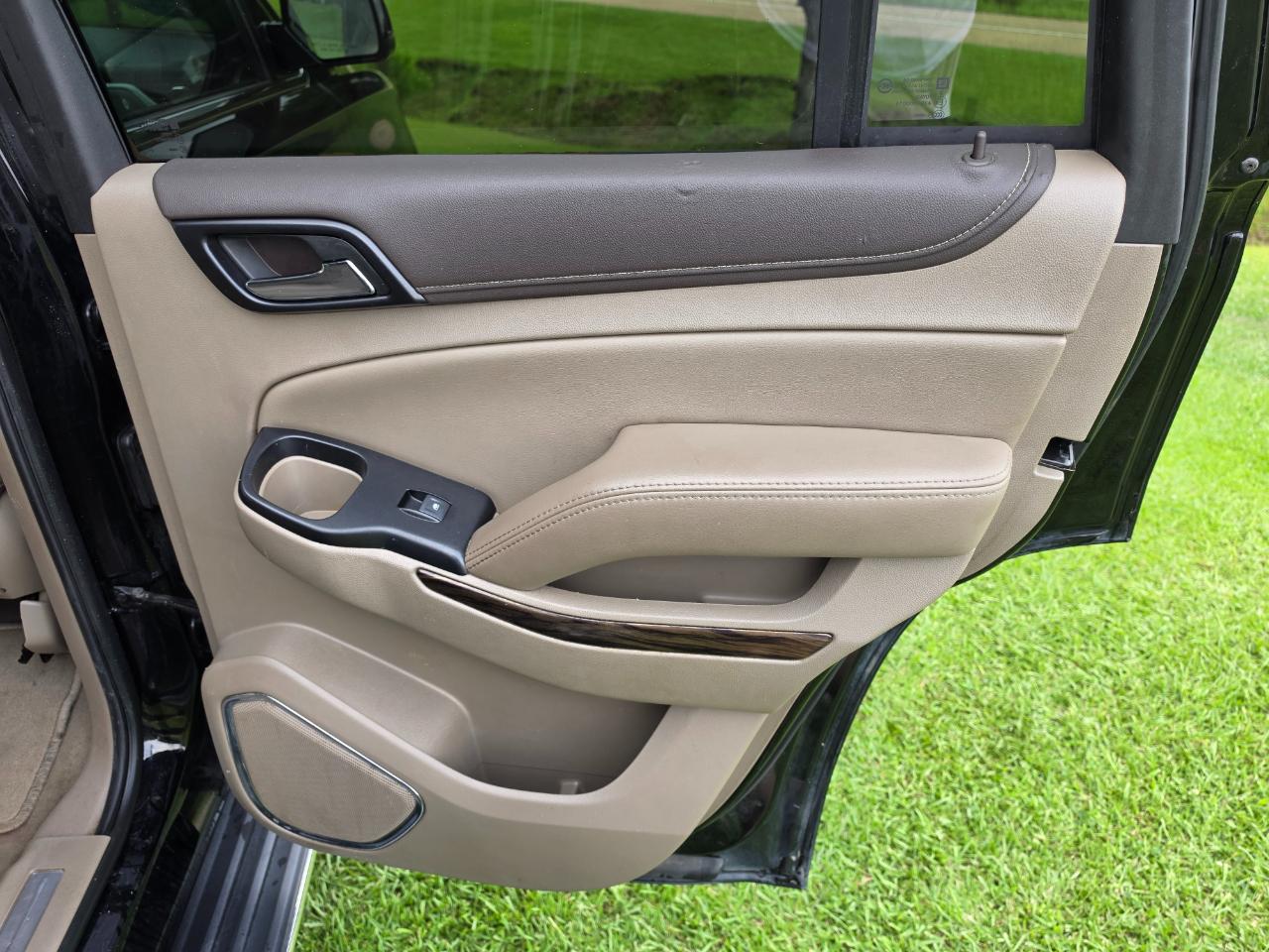 GMC Yukon SLT 2WD 2020
