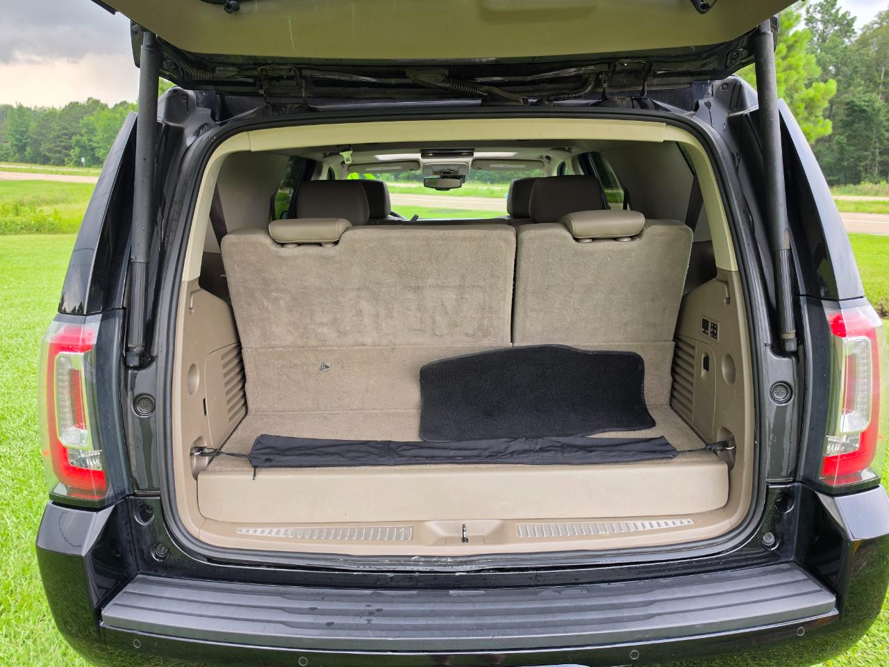 GMC Yukon SLT 2WD 2020