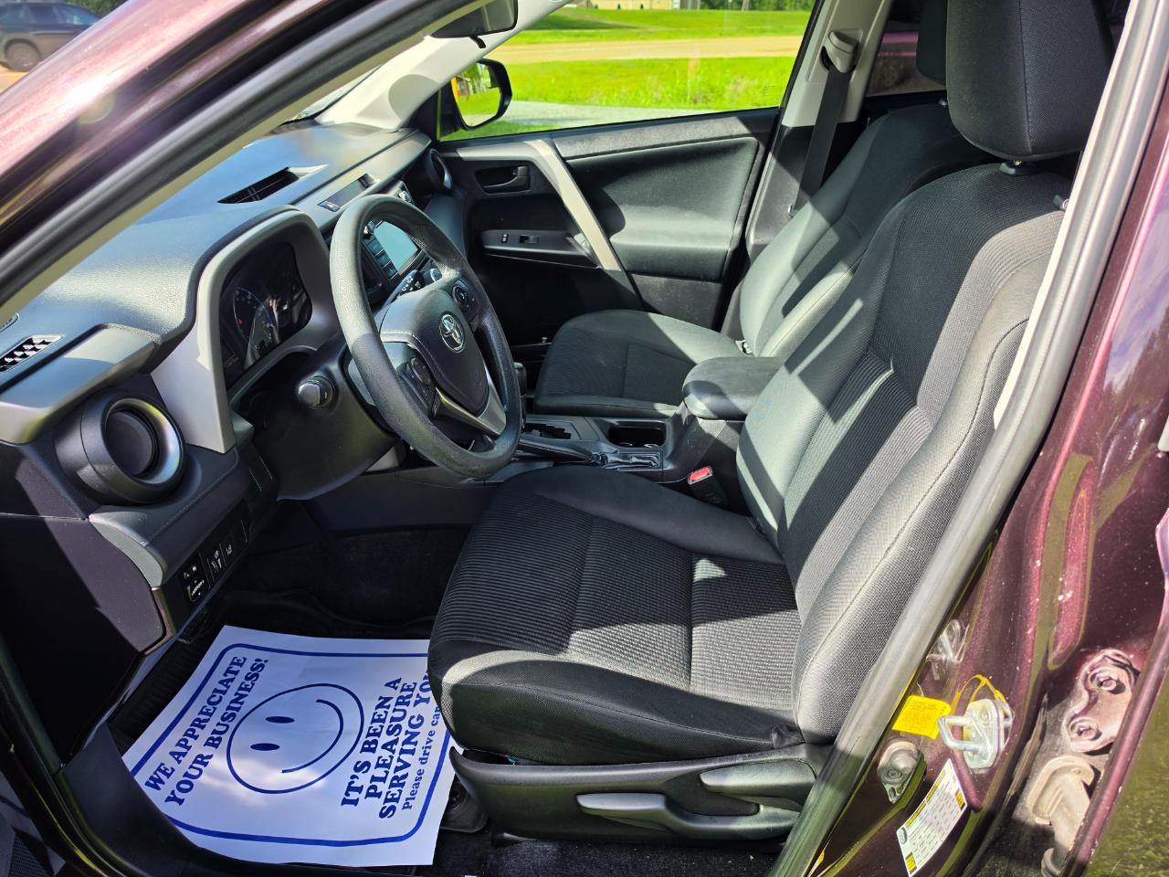 Toyota RAV4 LE FWD 2018
