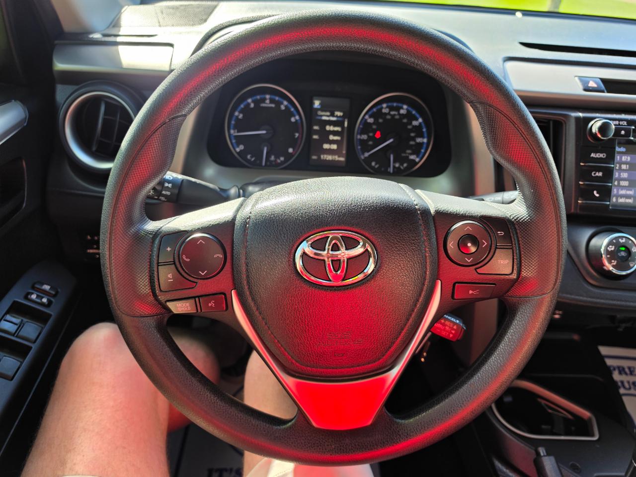 Toyota RAV4 LE FWD 2018