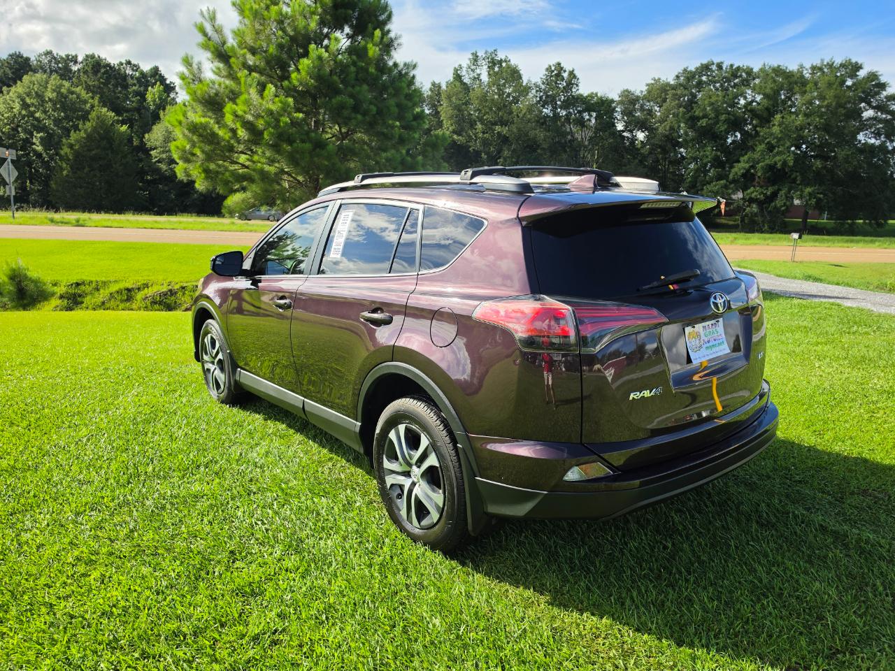 Toyota RAV4 LE FWD 2018