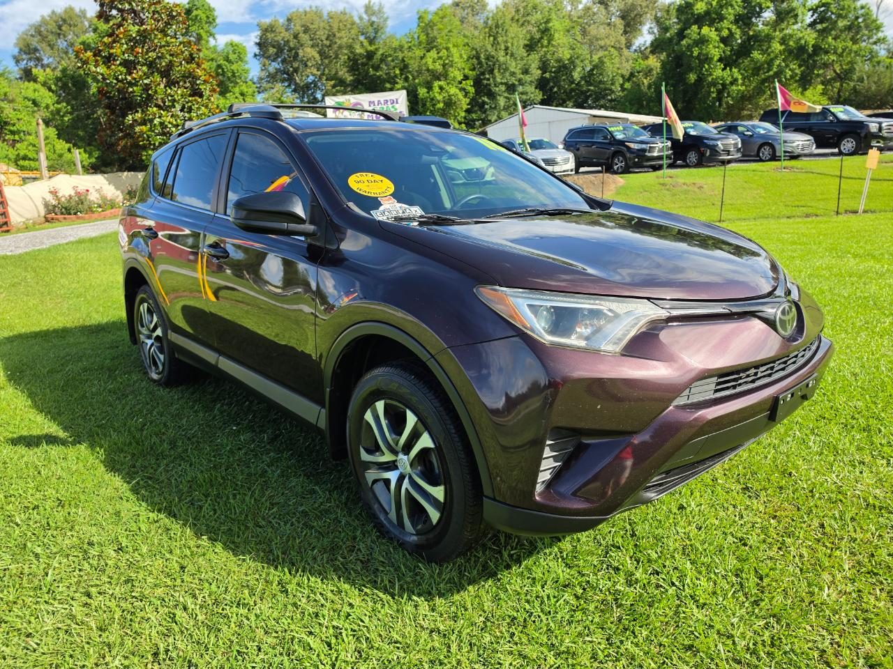 Toyota RAV4 LE FWD 2018