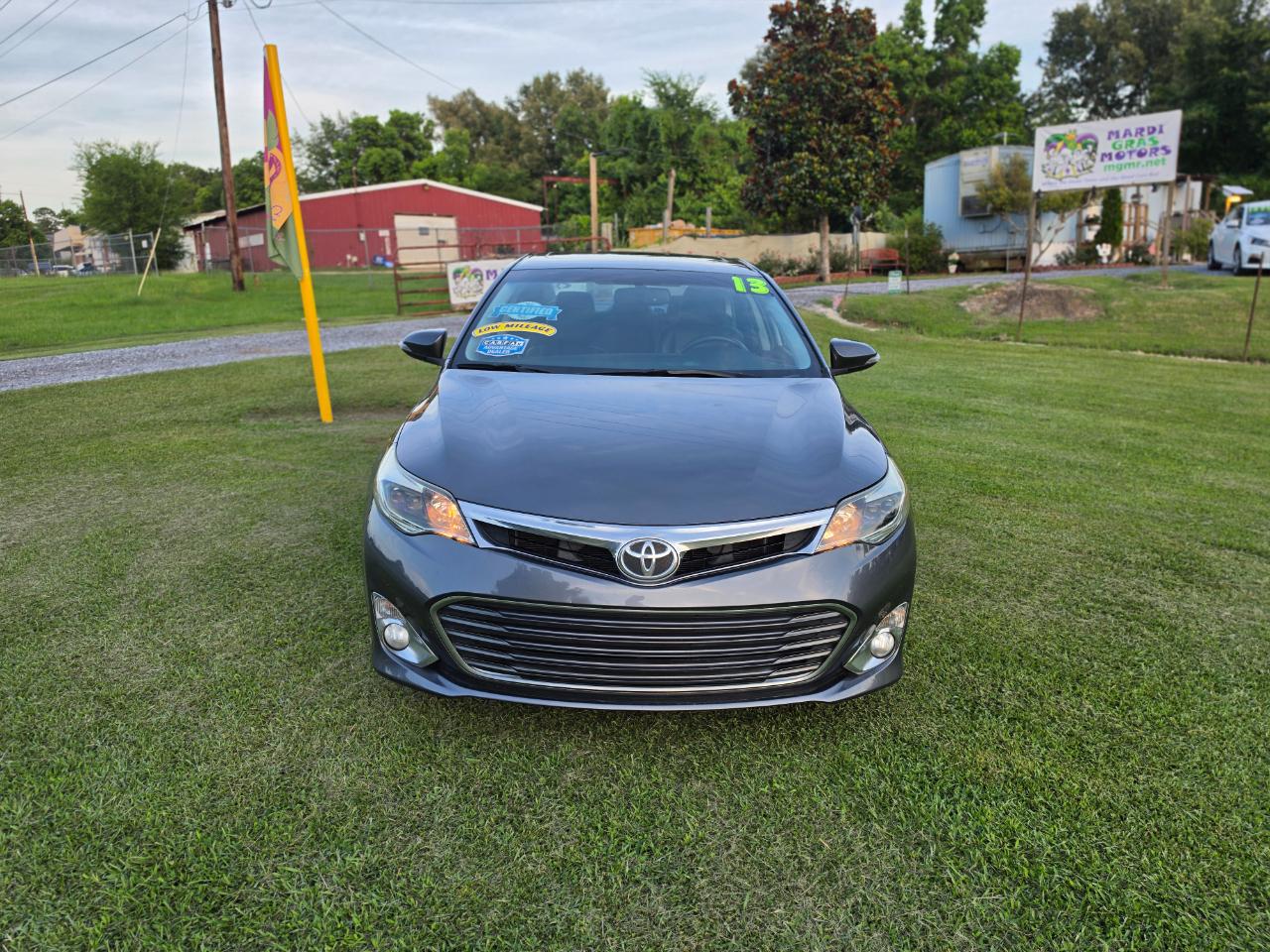 Toyota Avalon XLE Touring 4D Sedan 2013