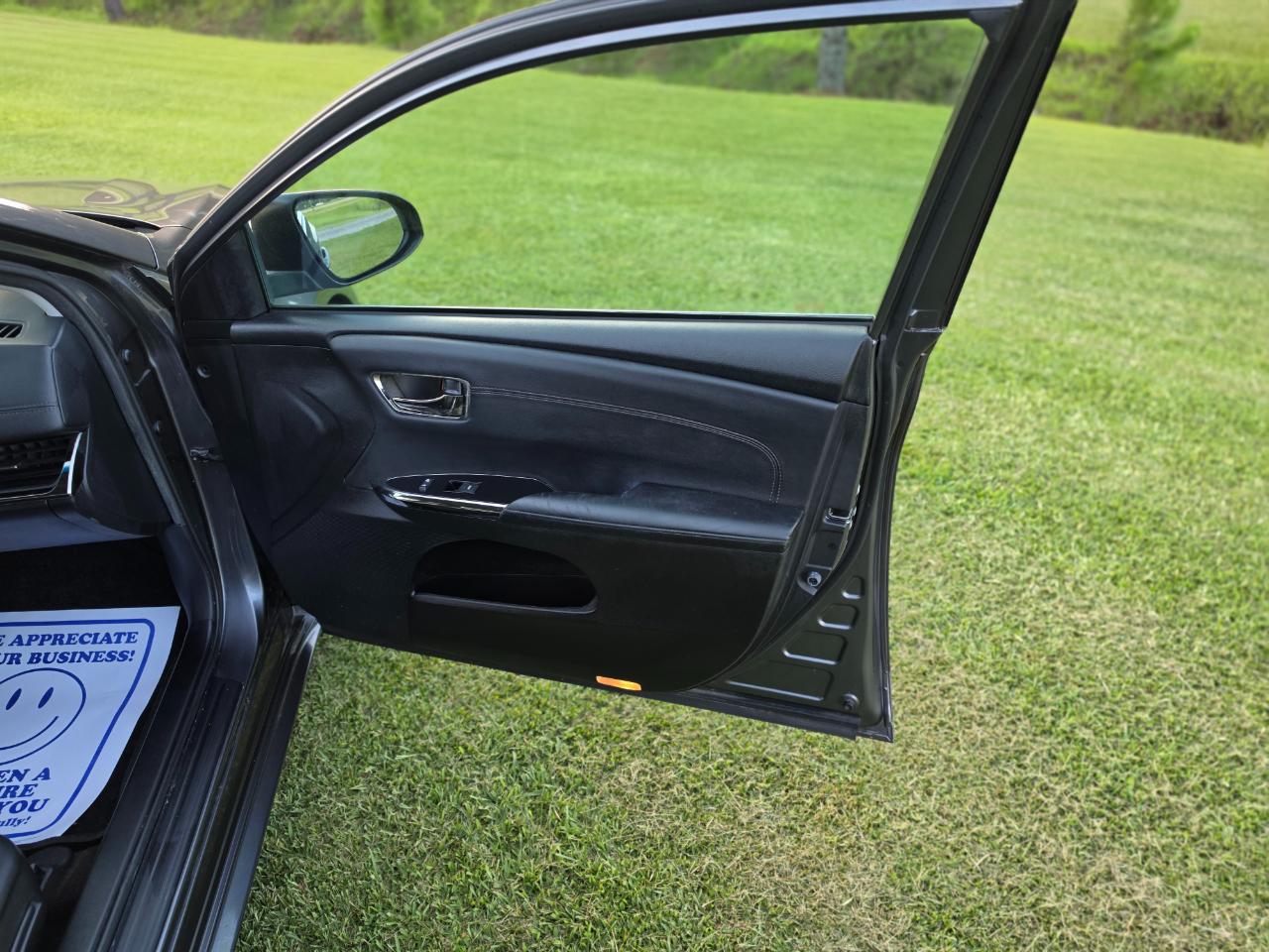 Toyota Avalon XLE Touring 4D Sedan 2013