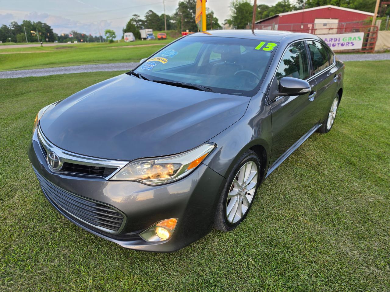 Toyota Avalon XLE Touring 4D Sedan 2013