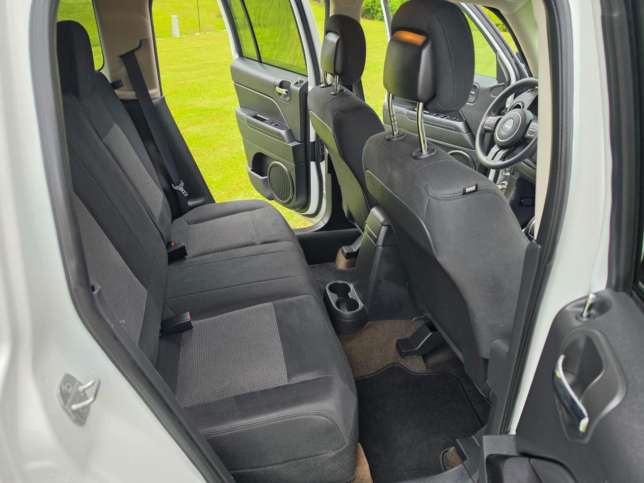 Jeep Patriot Sport 2WD 2014
